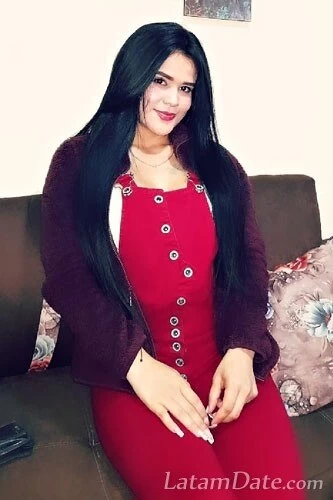 Sarah Profile image 3
