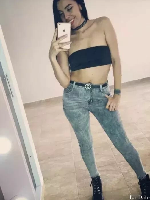 Valentina Profile image 4